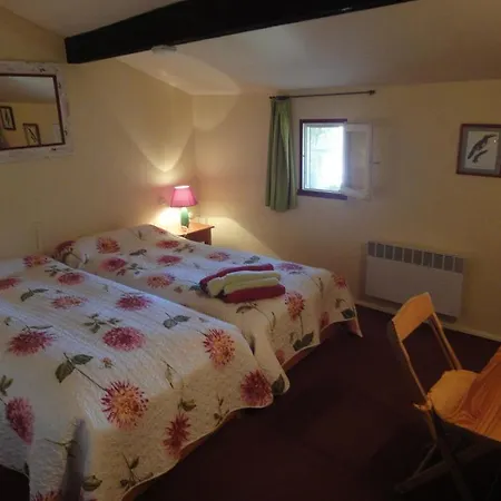 Bed & Breakfast La Picholine Paons Courry