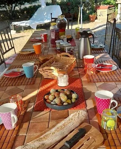 La Picholine Paons Bed & Breakfast 3*